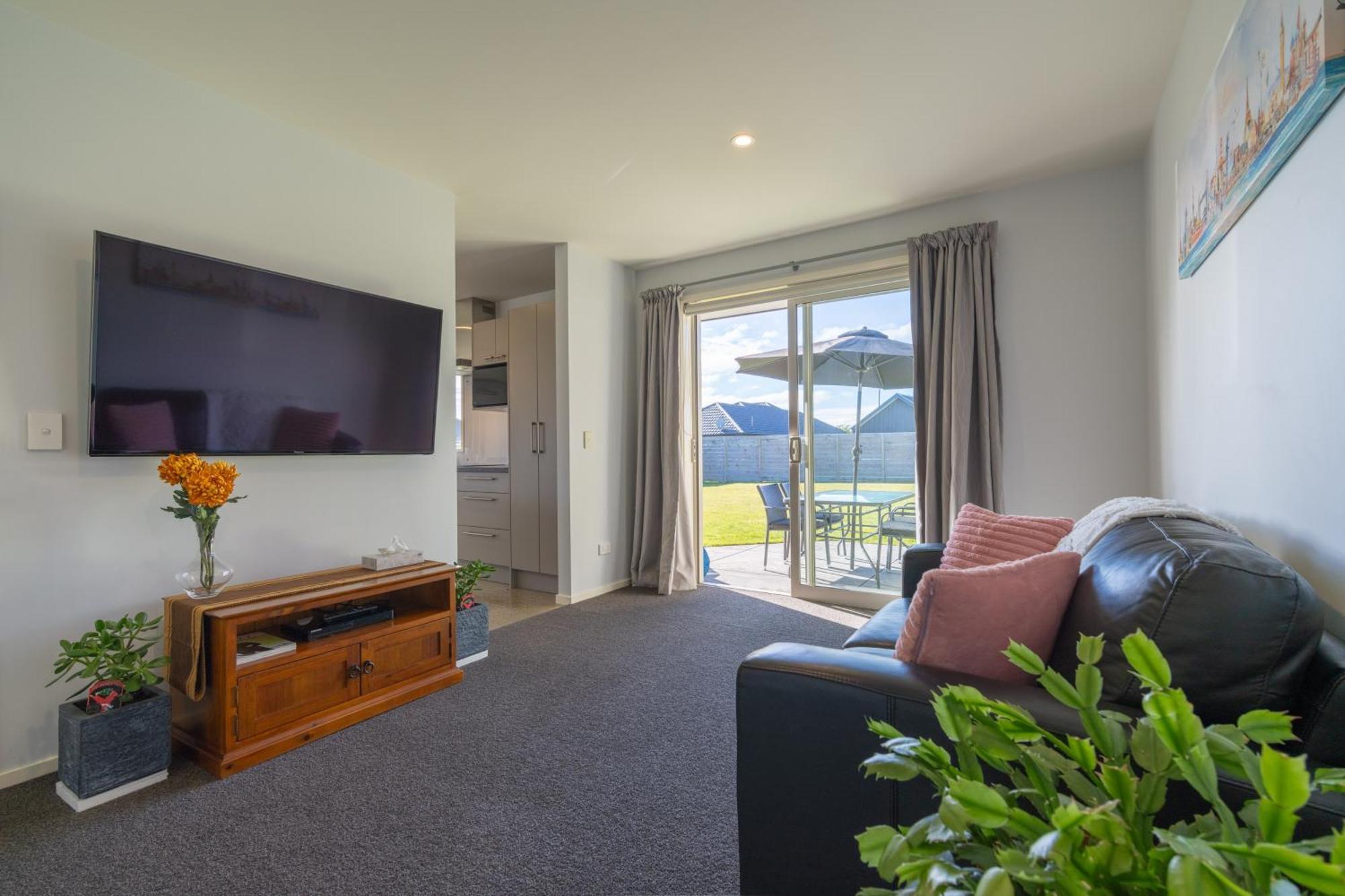 Cozy Haven - Te Anau Holiday Home Kültér fotó