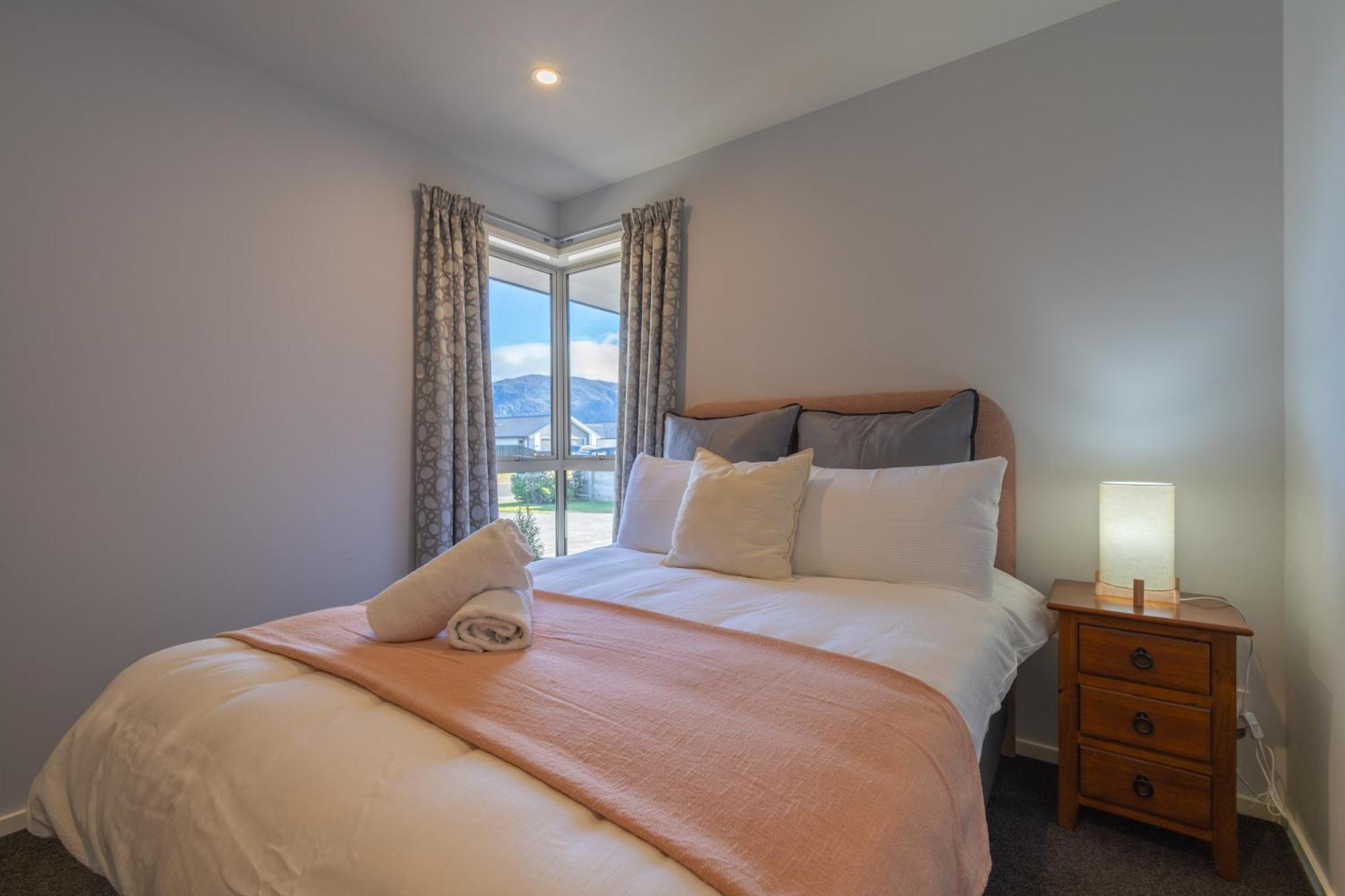 Cozy Haven - Te Anau Holiday Home Kültér fotó