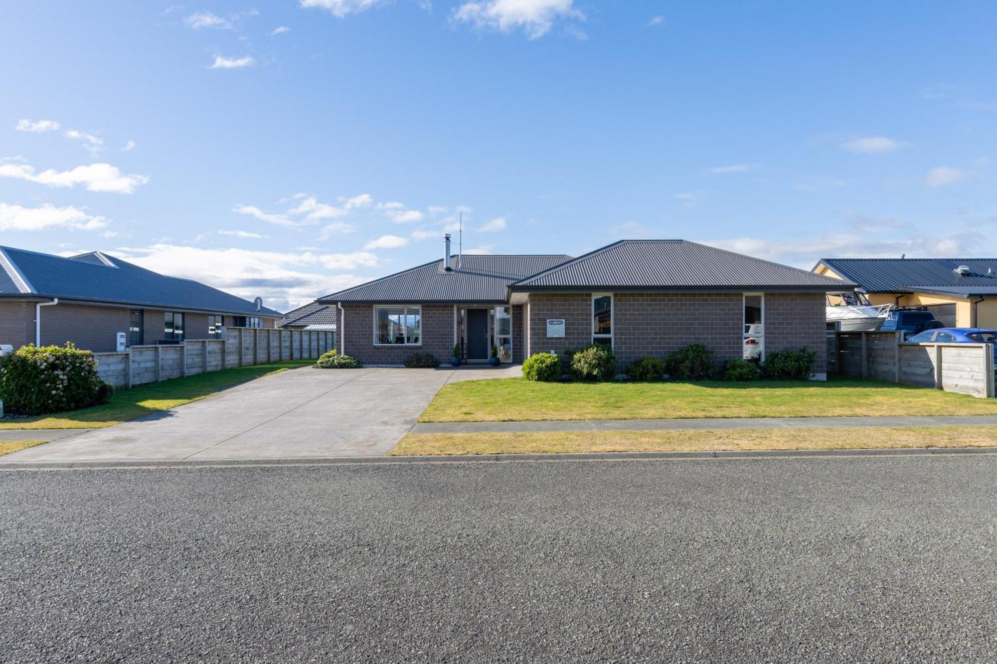 Cozy Haven - Te Anau Holiday Home Kültér fotó